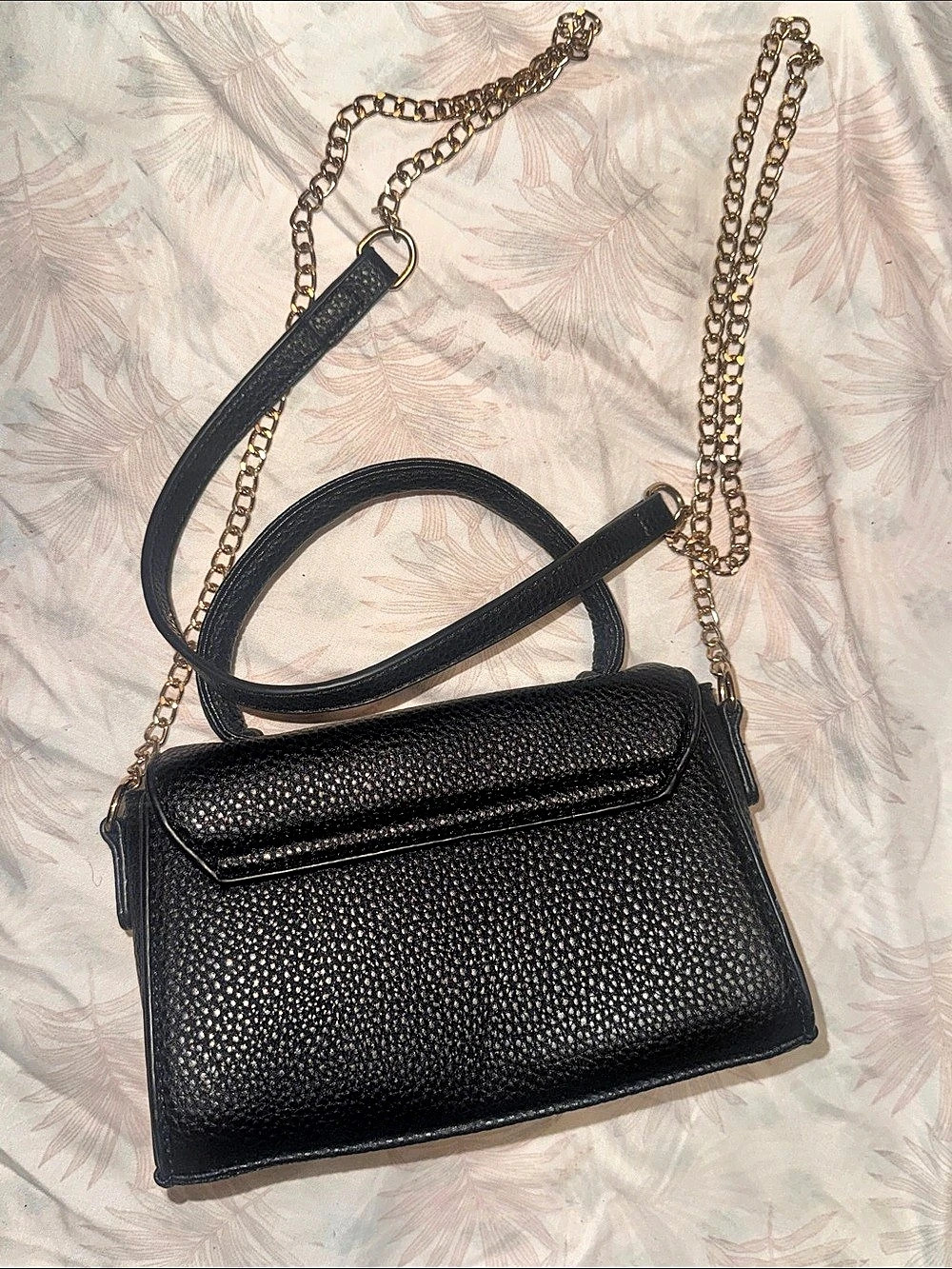 Betsey Johnson Crossbody Bag in Black